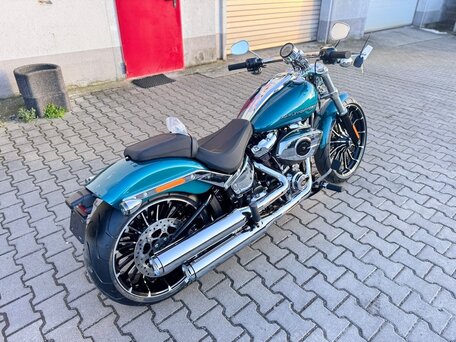 2026 Harley-Davidson Breakout, чёрный, 3299000 рублей, вид 4