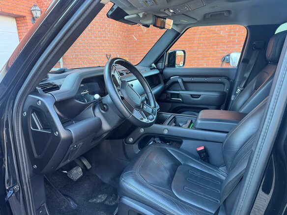 2020 Land Rover Defender 110 II, чёрный, 7000000 рублей - вид 15
