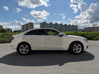 2016 Audi A3 III (8V), белый, 1800000 рублей, вид 4