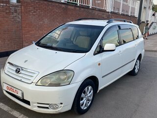 2001 Toyota Ipsum II (M20), белый, 786000 рублей, вид 1
