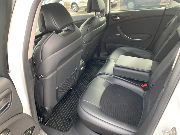 2011 Citroen C5 II, белый - вид 16