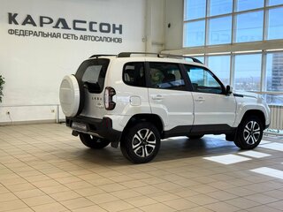2025 Lada (ВАЗ) Niva Travel I, белый, 1347000 рублей, вид 2