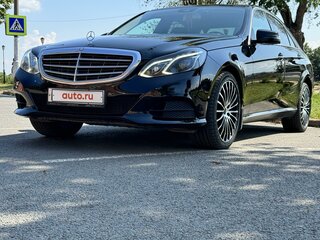 2013 Mercedes-Benz E-Класс 200 IV (W212, S212, C207) Рестайлинг, чёрный, 2350000 рублей, вид 2