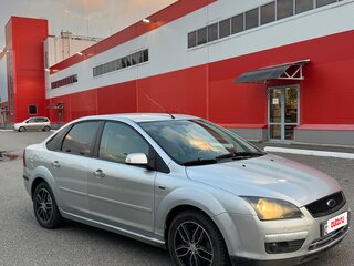 2007 Ford Focus II Рестайлинг, серебристый, 300000 рублей, вид 4