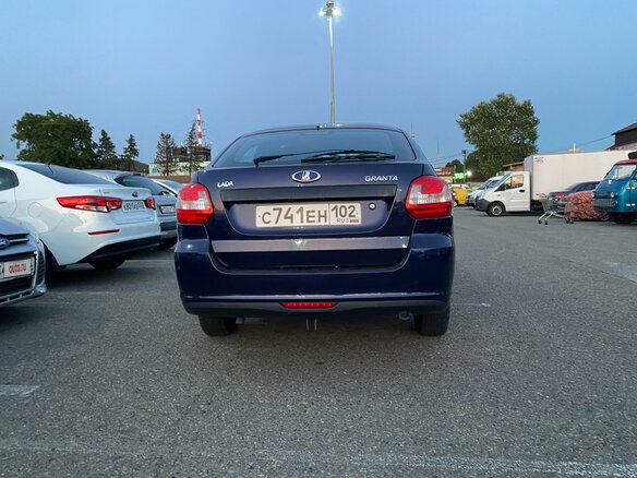 2015 Lada (ВАЗ) Granta I, синий, 570000 рублей - вид 4