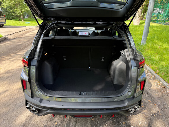 2024 Geely Coolray (Binyue Cool) I Рестайлинг, серый, 2149000 рублей - вид 25