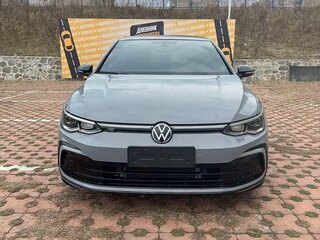 2023 Volkswagen Golf VIII, серый, 1950005 рублей, вид 3