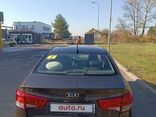 2017 Kia Rio III Рестайлинг, коричневый, 1000000 рублей, вид 5