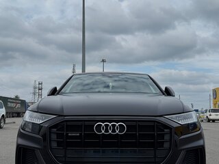 2019 Audi Q8 55 TFSI I (4M), чёрный, 6550000 рублей, вид 4