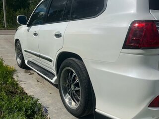 2013 Lexus LX 570 III Рестайлинг, белый, 4850000 рублей, вид 5