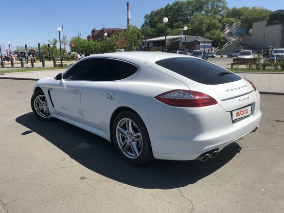 2013 Porsche Panamera 4S I, белый, 4400000 рублей - вид 22