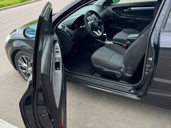 2010 Kia Ceed I, чёрный, 830000 рублей - вид 12
