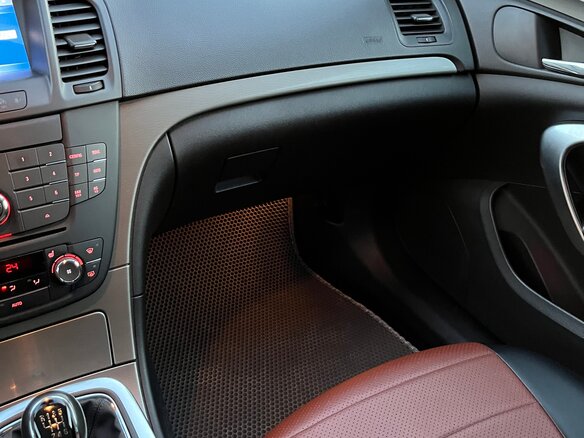 2011 Opel Insignia I, белый, 795000 рублей - вид 12