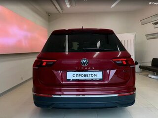 2021 Volkswagen Tiguan II Рестайлинг, красный, 3012000 рублей, вид 5