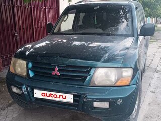 2001 Mitsubishi Montero III, зелёный, 900000 рублей, вид 1