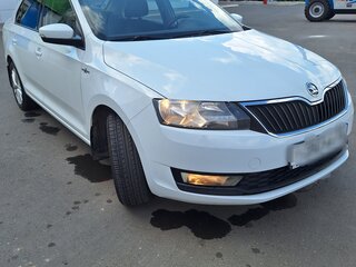 2019 Skoda Rapid I Рестайлинг, белый, 1300000 рублей, вид 3