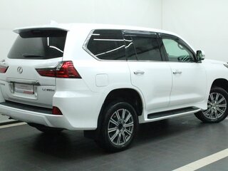 2017 Lexus LX 450d III Рестайлинг 2, белый, 6445000 рублей, вид 2