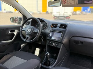 2014 Volkswagen Polo V, синий, 650000 рублей, вид 4