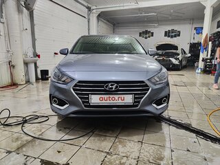 2018 Hyundai Solaris II, серый, 1640000 рублей, вид 1