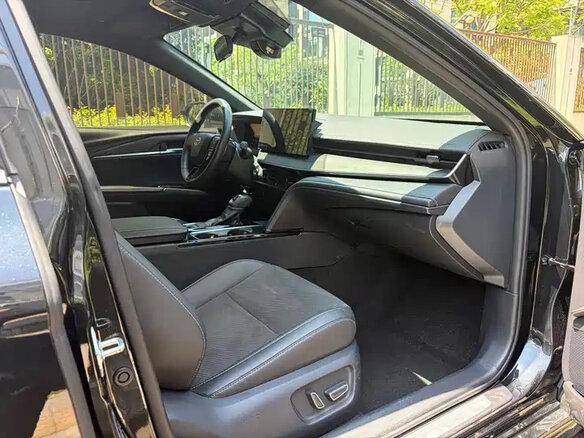 2025 Toyota Camry IX (XV80) China Market, чёрный, 3540069 рублей - вид 9