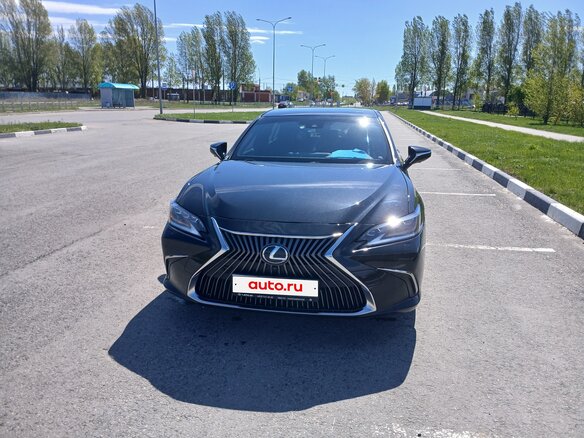 2020 Lexus ES 250 VII, чёрный, 5000000 рублей - вид 1