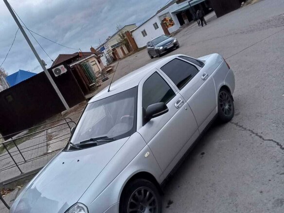 2013 Lada (ВАЗ) Priora I, серый, 483000 рублей