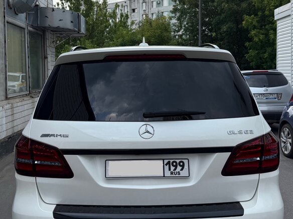2016 Mercedes-Benz GLS 500 I (X166), белый, 5700000 рублей - вид 4