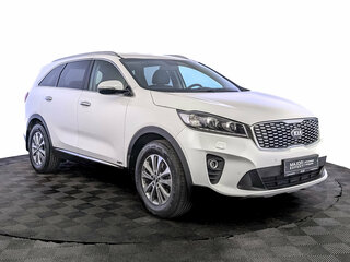2019 Kia Sorento III Prime Рестайлинг, белый, 3400000 рублей, вид 3