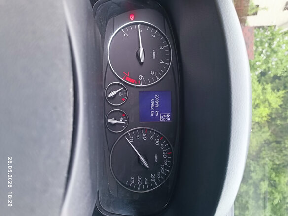 2010 Renault Latitude I, чёрный, 780000 рублей - вид 3