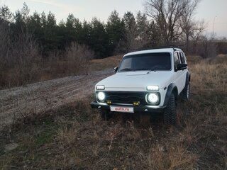 2011 Lada (ВАЗ) 2121 (4x4) I Рестайлинг, белый, 450000 рублей, вид 4