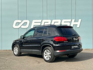 2011 Volkswagen Tiguan I Рестайлинг, чёрный, 1110000 рублей, вид 2