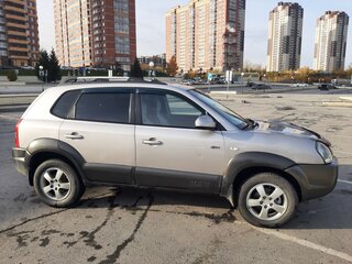 2004 Hyundai Tucson I, серый, 800000 рублей, вид 4