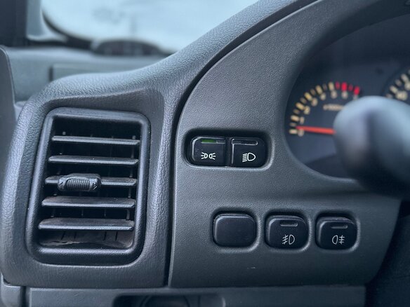 2008 Lada (ВАЗ) 2111, серый, 228000 рублей - вид 12
