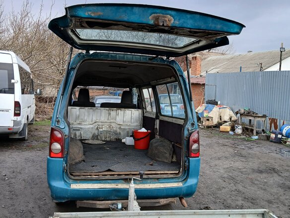 1998 Hyundai H100, зелёный - вид 8