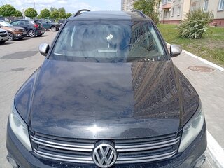 2011 Volkswagen Tiguan I Рестайлинг, чёрный, 999000 рублей, вид 1