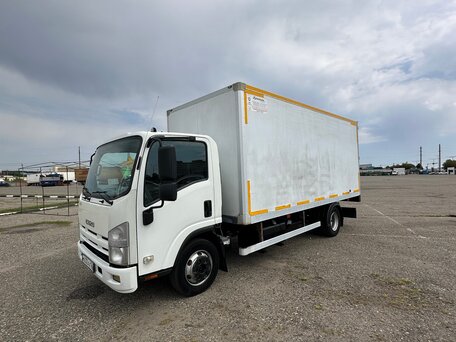 2017 Isuzu Elf (N-series), белый, 3390000 рублей, вид 3