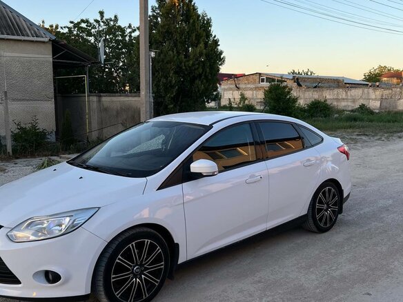 2012 Ford Focus III, белый, 1050000 рублей - вид 7