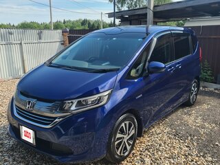 2017 Honda Freed II, синий, 1400000 рублей, вид 1