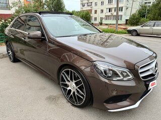 2013 Mercedes-Benz E-Класс 400 IV (W212, S212, C207) Рестайлинг, коричневый, 2500000 рублей, вид 3