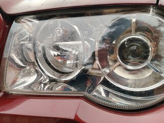 2004 Chrysler 300C I, красный, 950000 рублей, вид 3