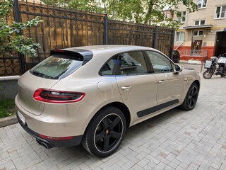 2015 Porsche Macan S I, бежевый, 2600000 рублей, вид 3