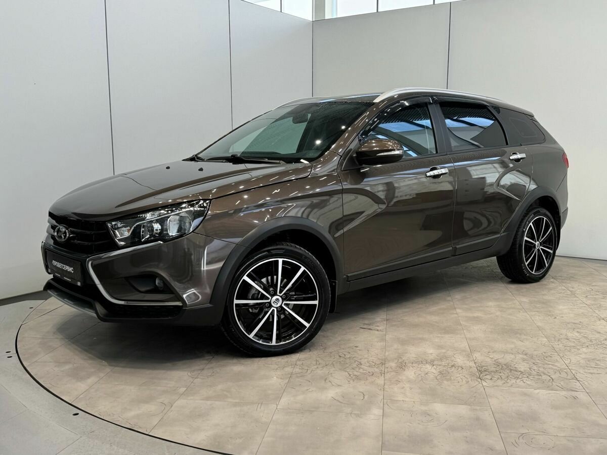 Открыть фотографии: Lada (ВАЗ) Vesta I