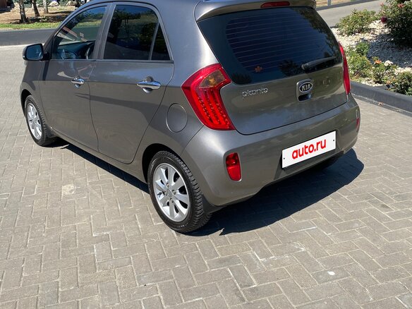 2012 Kia Picanto II, серый, 1100000 рублей - вид 4