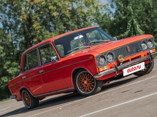 1973 Lada (ВАЗ) 2103, красный, 450000 рублей, вид 2