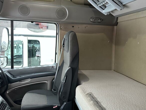 2018 DAF XF 105, белый, 5400000 рублей - вид 10