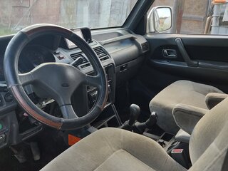1992 Mitsubishi Pajero II, чёрный, 260000 рублей, вид 5