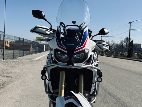 2016 Honda CRF 1000L Africa Twin, белый, 1295000 рублей, вид 4