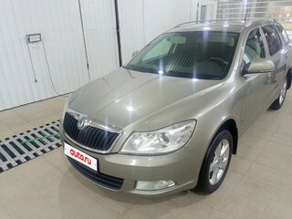 2011 Skoda Octavia DSG7 II (A5) Рестайлинг, серый, 650000 рублей, вид 4