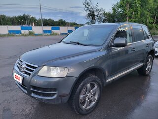 2004 Volkswagen Touareg I, серый, 1050000 рублей, вид 1