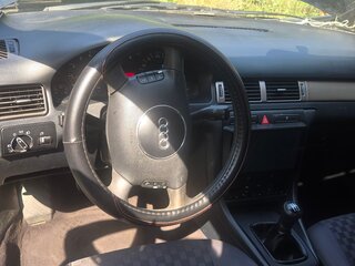 1998 Audi A6 II (C5), чёрный, 500000 рублей, вид 3